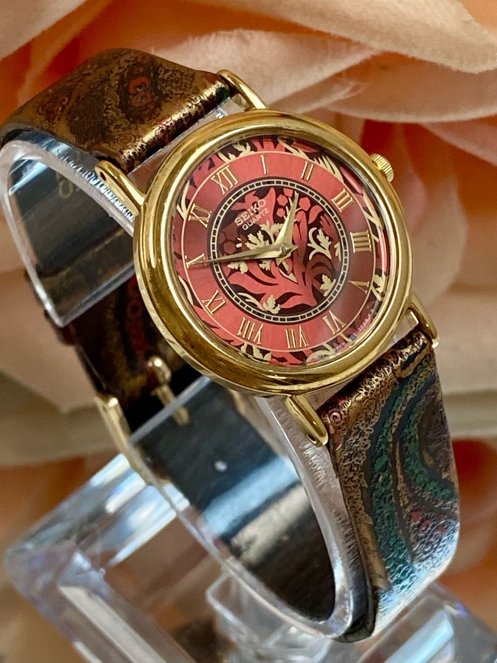 Vintage Seiko Floral Dial Gold-tone Watch with Original Matching Paisley Strap